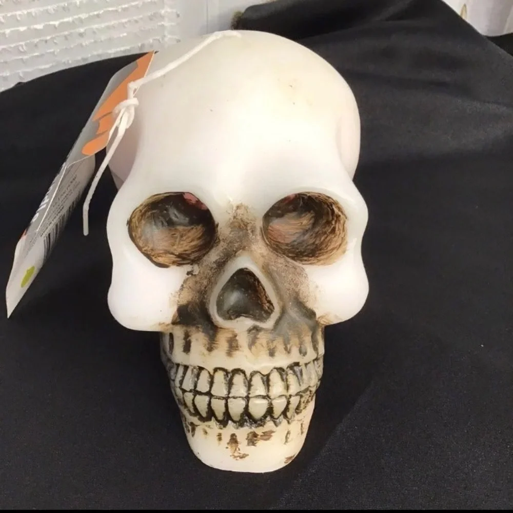 White Bleeding Skull Halloween Decor Candle NEW! Scary Spooky Decor